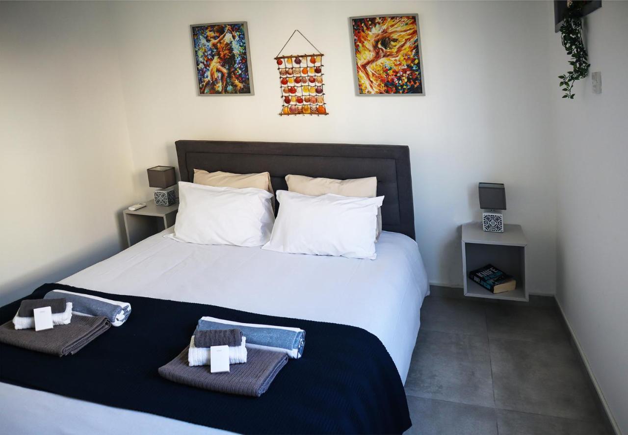 Alex'S Vacation Suite - 100M From The Beach - 6 Guests Paphos Buitenkant foto