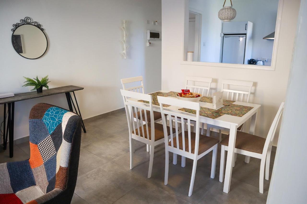 Alex'S Vacation Suite - 100M From The Beach - 6 Guests Paphos Buitenkant foto